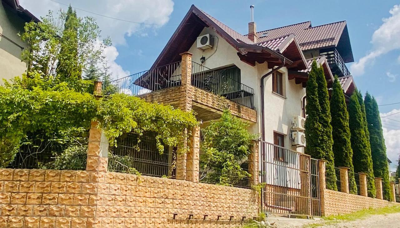 Casa De Vacanta Elena Sinaia Exterior photo